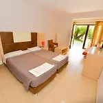 Medusa Lux Aparthotel 3*