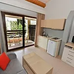 Medusa Lux Aparthotel Liapades