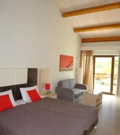 Medusa Lux Apartmanhotel Liapádesz