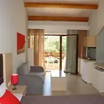 Medusa Lux Aparthotel 3*