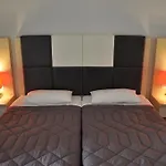 Medusa Lux Aparthotel 3*